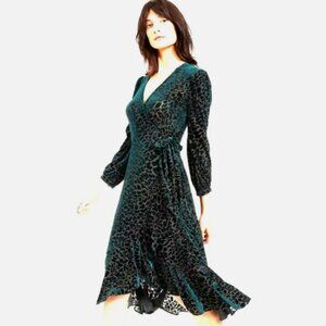 NWT Calvin Klein Green Velvet Midi Dress Size 4